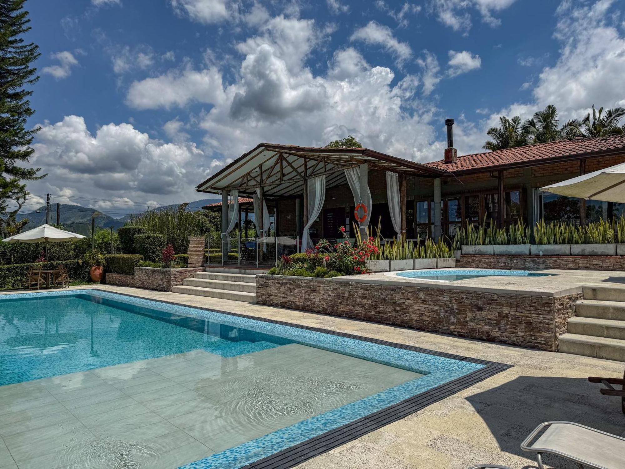Finca Del Cafe - Casa Typica Санта-Роса-де-Кабаль Экстерьер фото